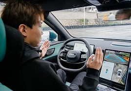 El coche del futuro ya está aquí: LEPAS L8 se aparca por ti