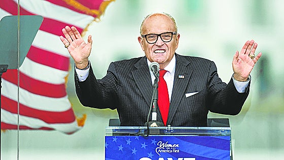 Trump indulta a casi 80 implicados en el intento de anular las elecciones de 2020