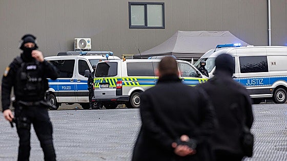 La Policía alemana detiene a un hombre por instigar al asesinato de Merkel y Scholz