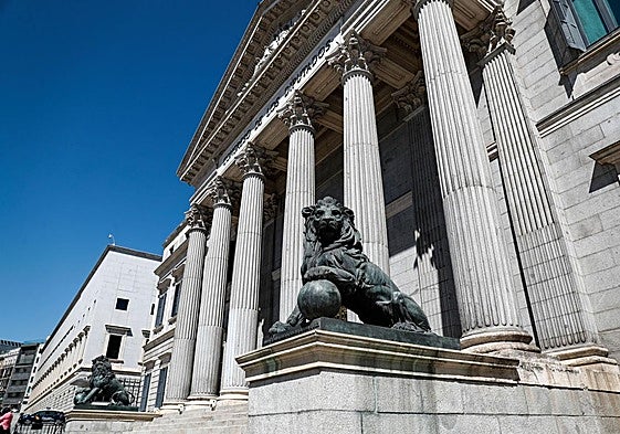 Fachada del Congreso de los Diputados de Madrid.