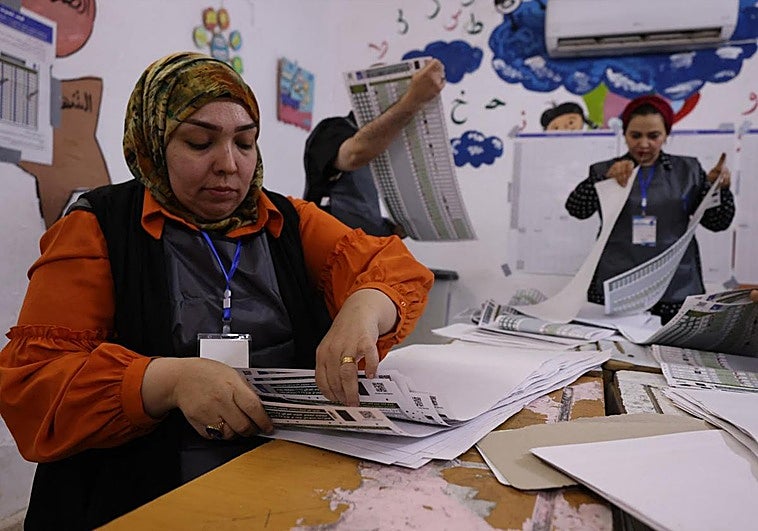 Irak celebra las primeras elecciones sin violencia desde la invasión de EE UU