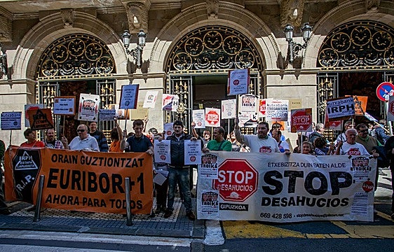 Una manifestación de afectados por el IRPH.
