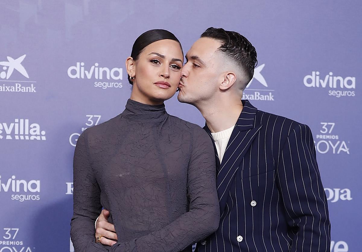 C.Tangana con su pareja, Rocío Aguirre en los Premios Goya 2023.