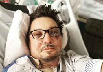 Jeremy Renner: «Oía los terribles crujidos de mi cuerpo mientras 6300 kilos de acero me pasaban por encima»