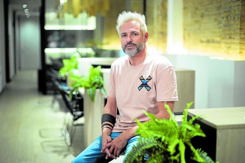 Santiago Cañizares se casa con su tercera mujer tras seis meses de noviazgo