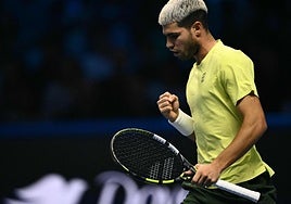 En directo | Alcaraz vuelve a restar para ganar el primer set