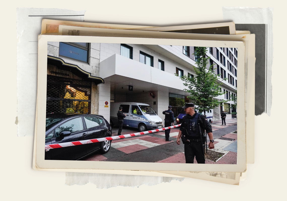 El apartahotel Líbere, lugar del crimen, acordonado.