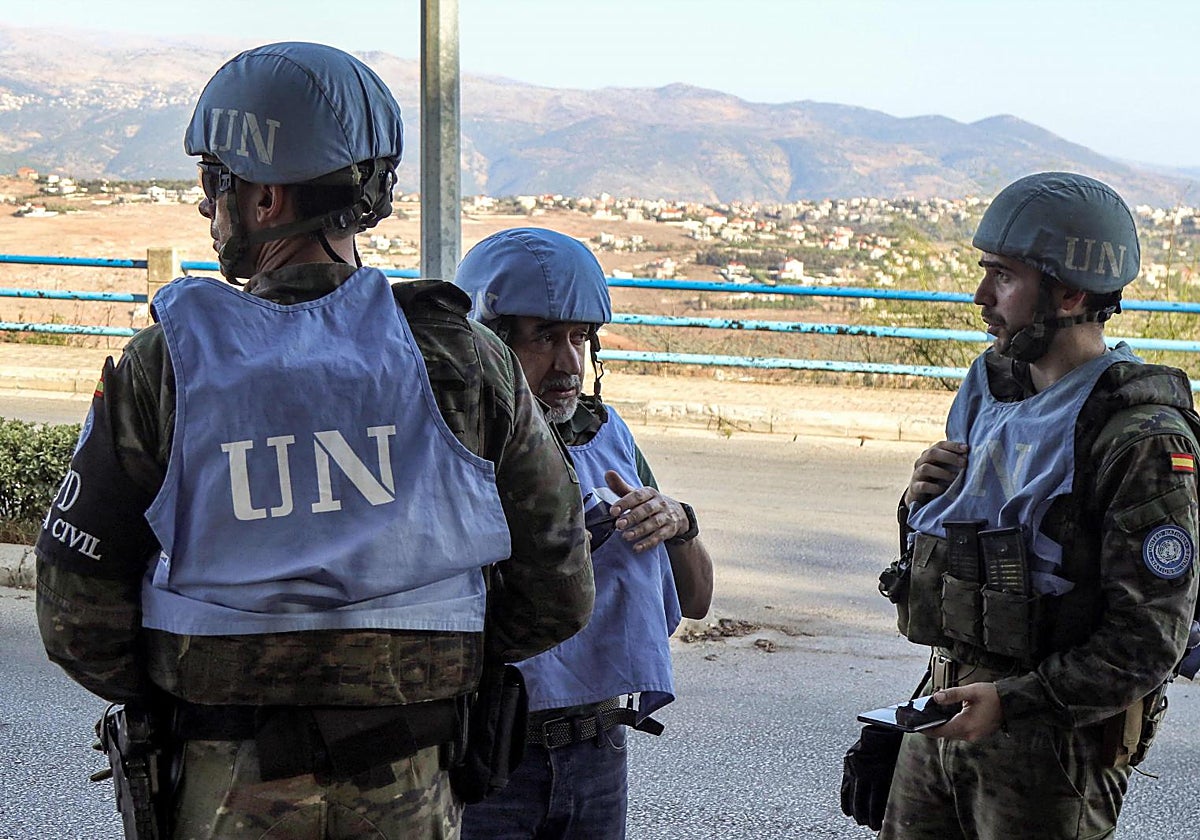 Cascos azules españoles de la misión de pacificación de Naciones Unidas en Líbano (UNIFIL).