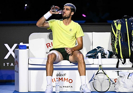 Carlos Alcaraz, durante el duelo ante Sinner en las Finales ATP.