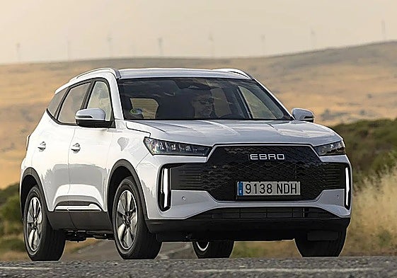 El Ebro S400 es un candidato al Coche del Año ABC 2026