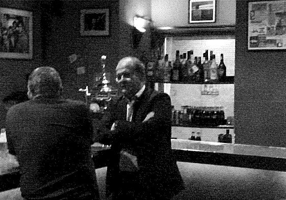 Foto del informe de la UCO rescatada del móvil de Alonso en la que se ve a Cerdán y Pelegrini en 'El Penta'