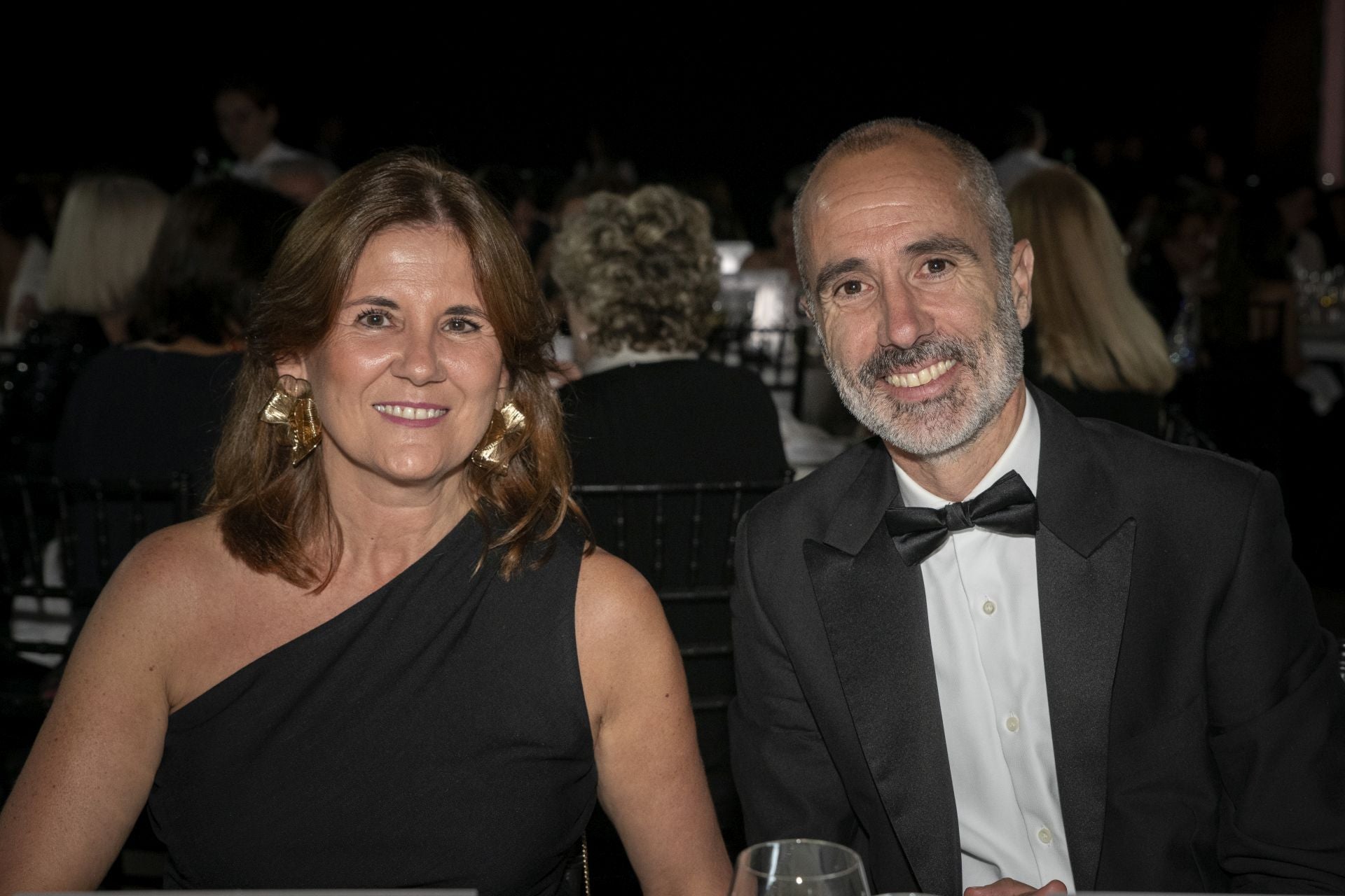 María Ruiz-Moyano, directora de RRII y Acción Social de Banco Santander con Íñigo Iribarnegaray, director general de Nuevos Negocios de Vocento