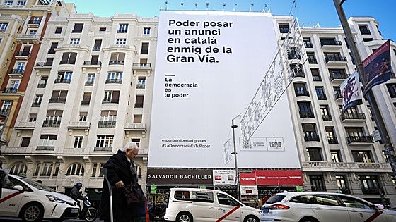 El proyecto de Sánchez para conmemorar los 50 años de democracia cumple con la agenda, pero descafeinado