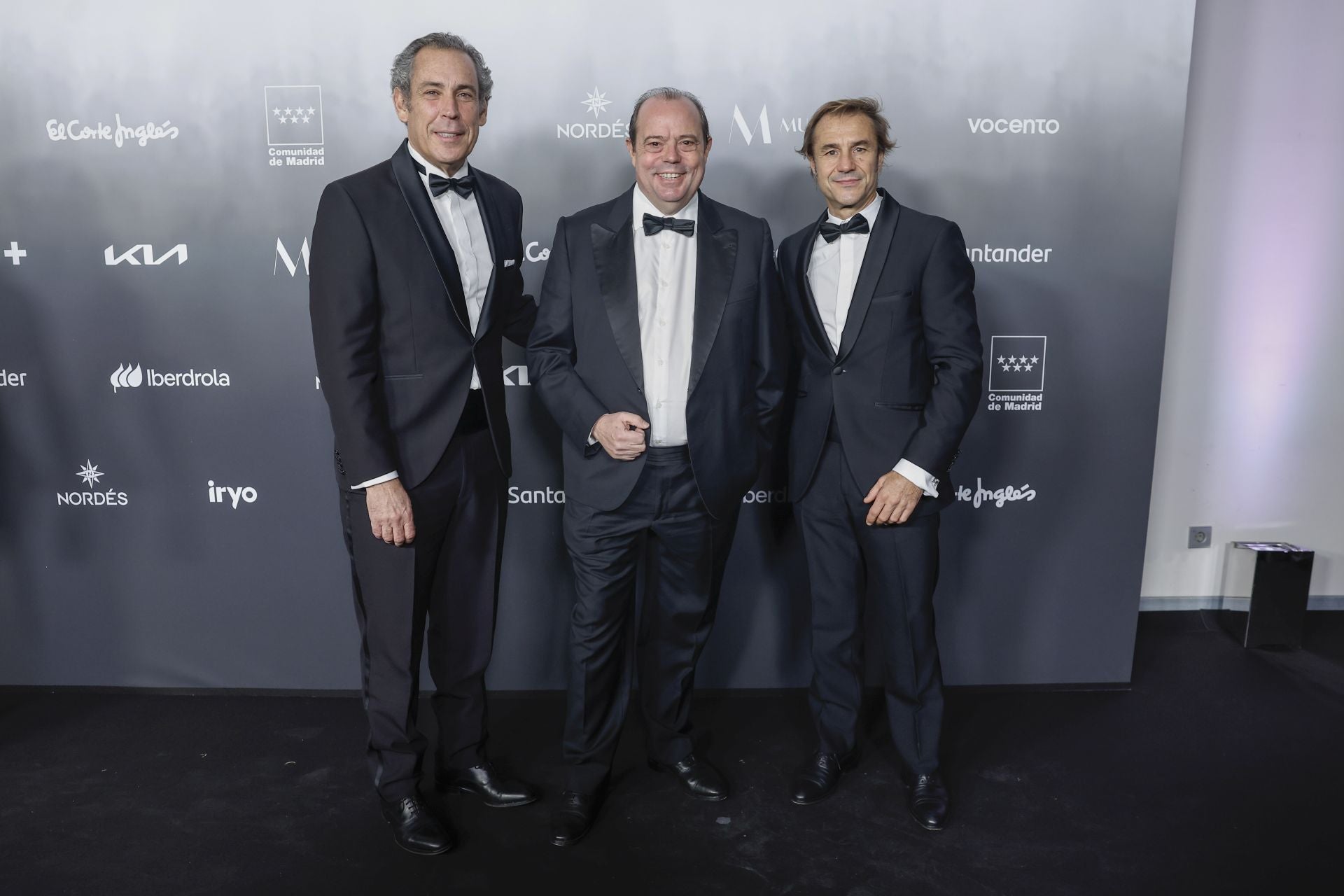 Manuel Mirat, consejero delegado de Vocento; Joaquín Gordon, General Manager Spain de Elizabeth Arden y Juan Pedro Armendáriz, director general Comercial de Vocento.