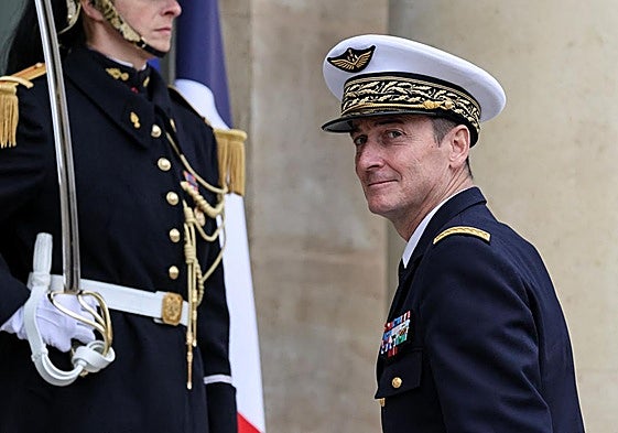 El jefe del ejército francés, Fabien Mandon, mantuvo una reunión el lunes con Macorn y Zelenski en el Elíseo.