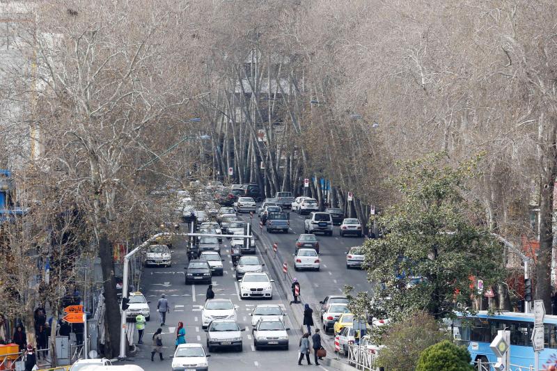 La sobrepoblación agudiza la crisis por la falta de agua en la capital iraní.
