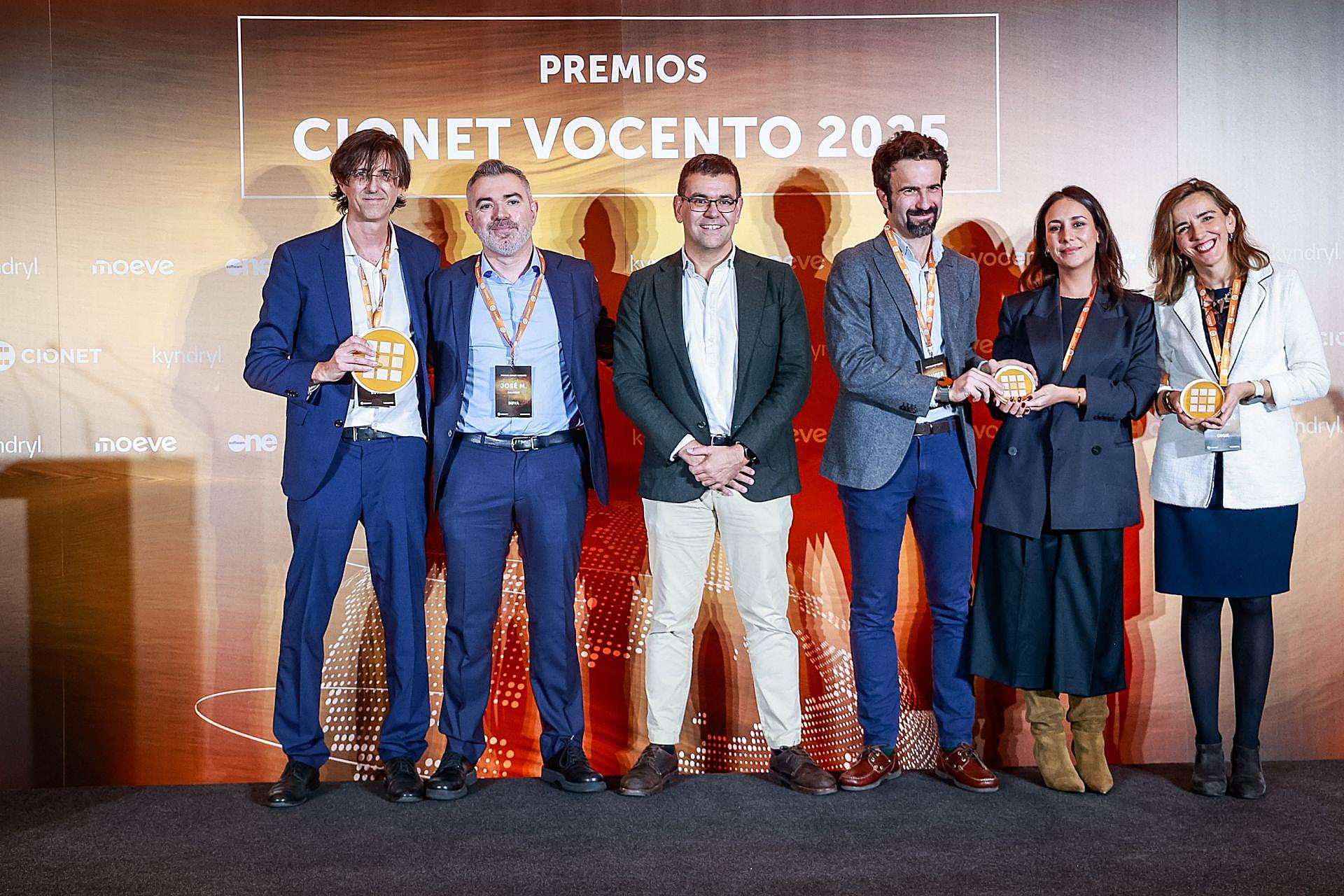 Finalistas y premiados