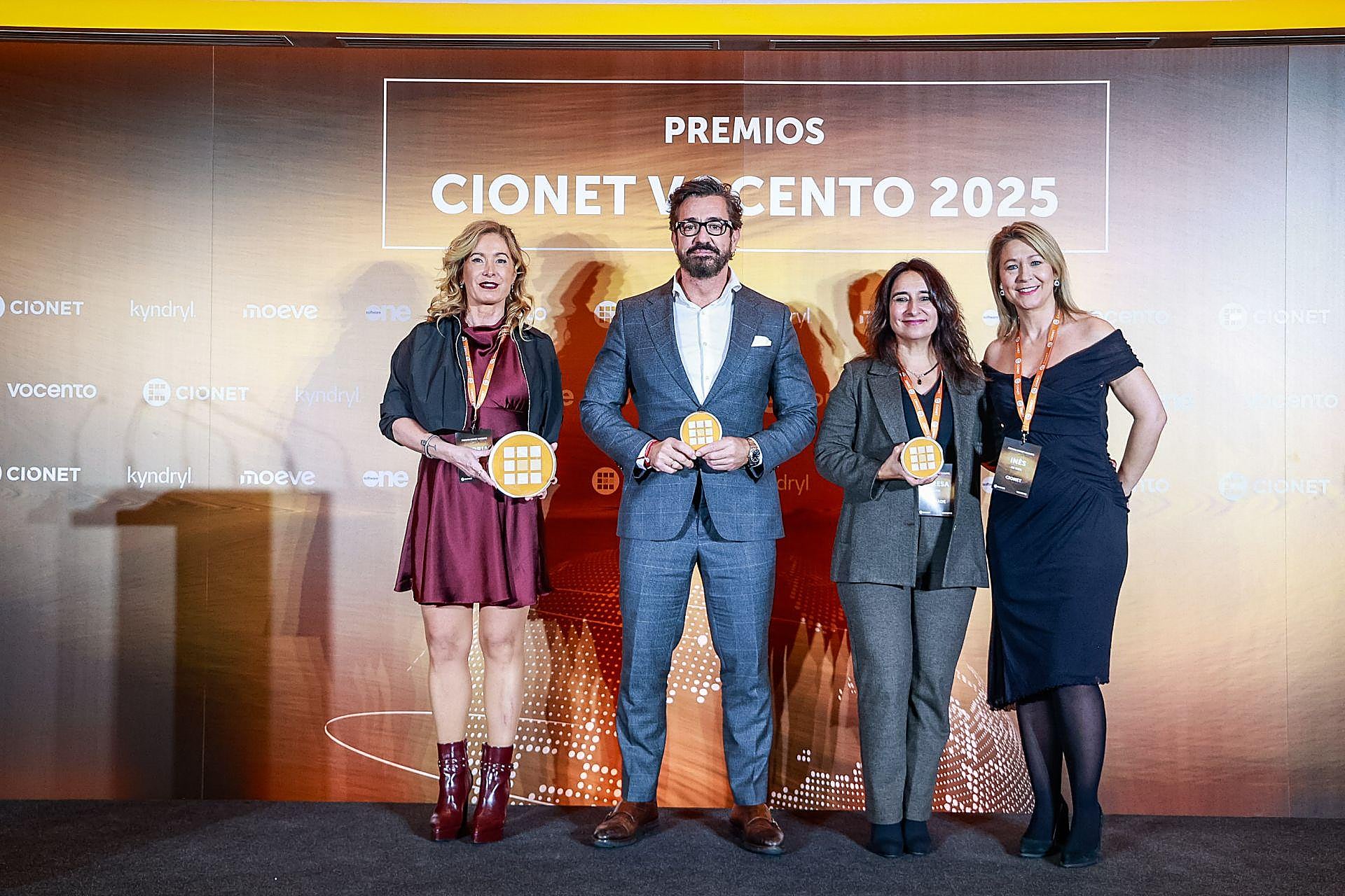 Finalistas y premiados