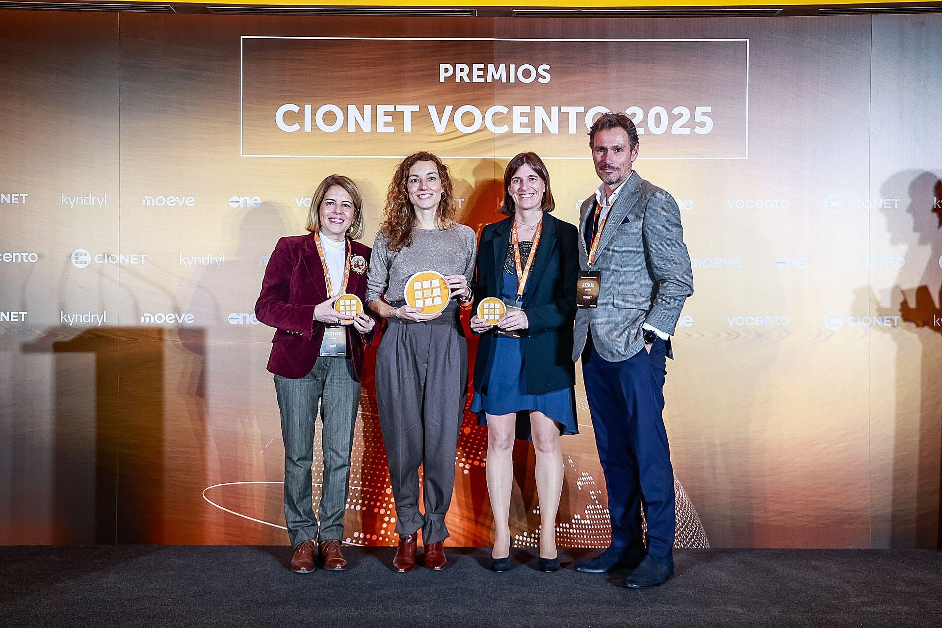 Finalistas y premiados