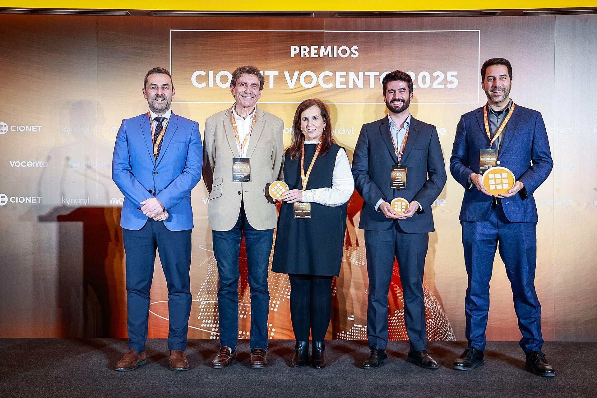 Finalistas y premiados