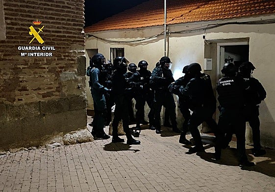 Desmantelada en Toledo una violenta banda juvenil relacionada con el grupo de los Trinitarios