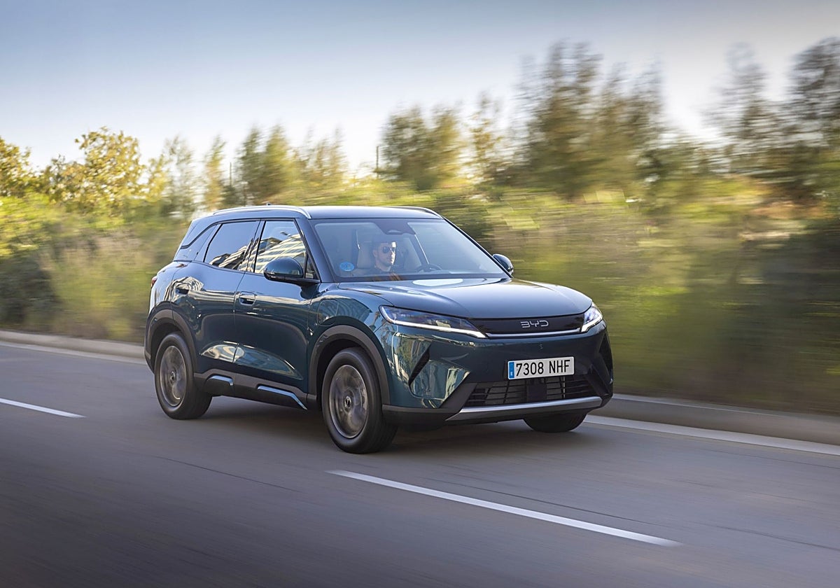 The Atto 2 is a compact SUV measuring 4.33 metres.