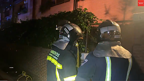 Muere un hombre de 96 años en el incendio de una vivienda en Madrid