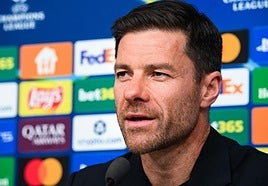 Xabi Alonso, durante la rueda de prensa que ofreció en el Estadio Georgios Karaiskakis.