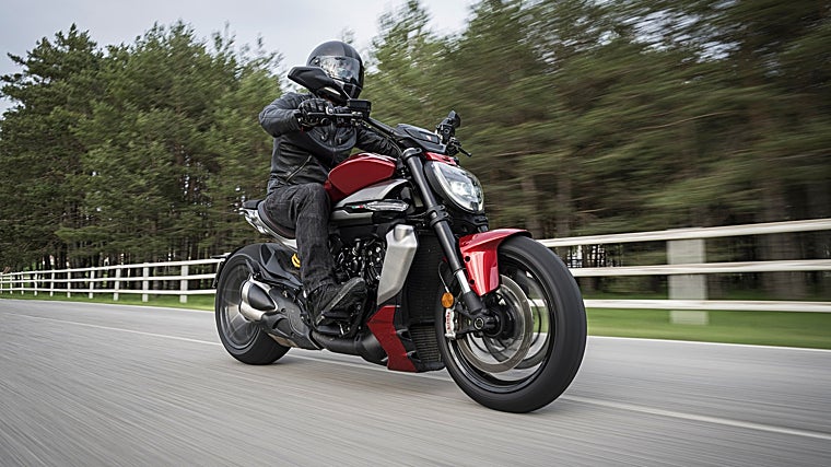 Prueba Ducati XDiavel V4 2025