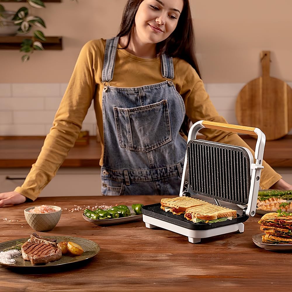 Estas planchas y sandwicheras te salvarán de más de un apuro en la cocina