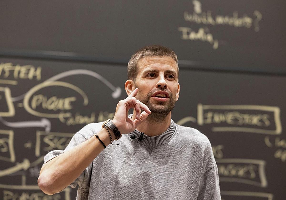 Gerard Pique invitado como profesor en Harvard.