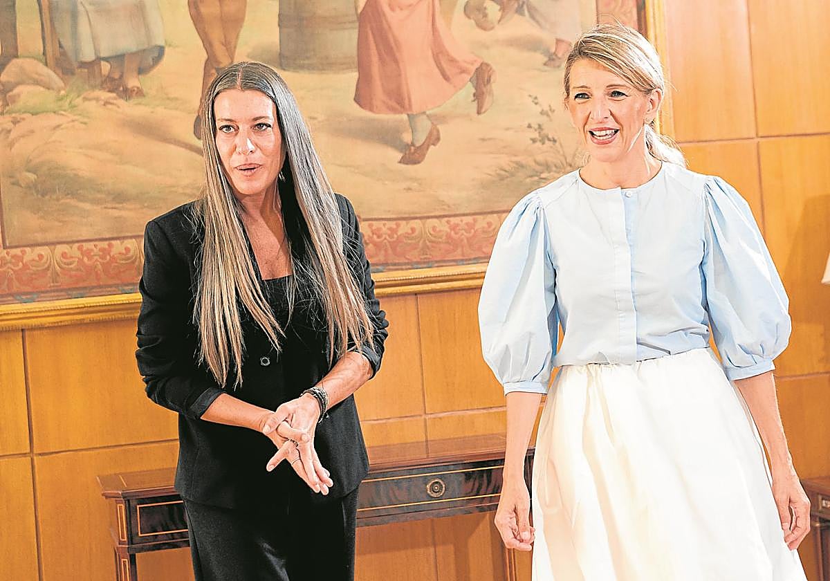 Míriam Nogueras y Yolanda Díaz.