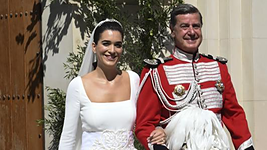 Un problema de salud obliga a Cayetano Martínez de Irujo a aplazar la misa por su madre