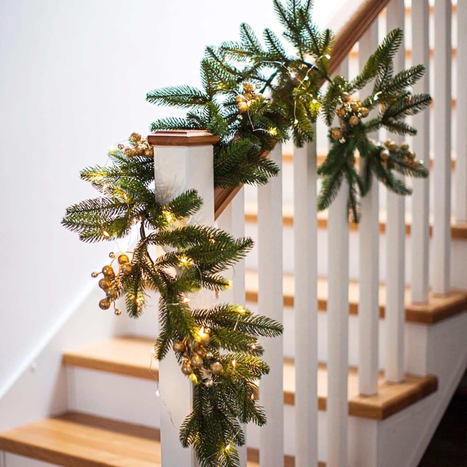 Decora tu casa esta Navidad con estas guirnaldas para todo tipo de espacios y rincones