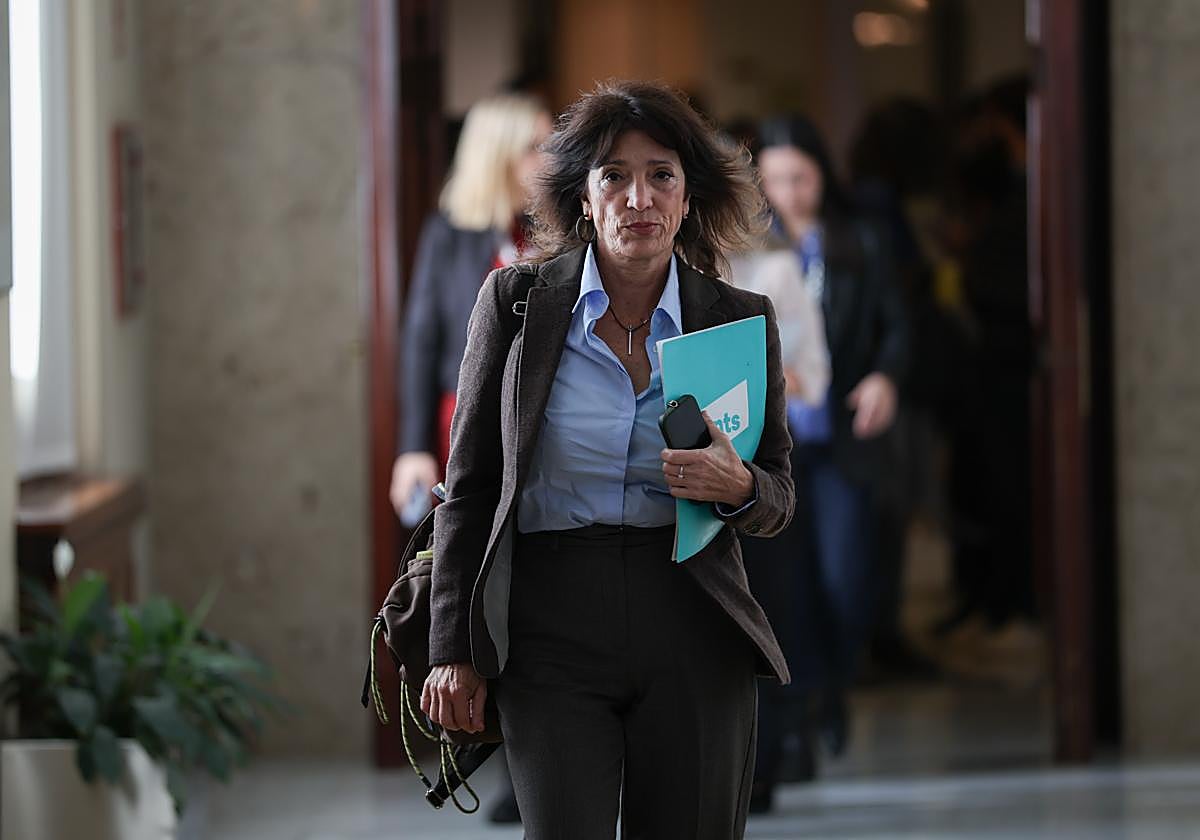 La diputada de Junts, Pilar Calvo Gómez, a su llegada a la Junta de Portavoces en el Congreso de los Diputados.