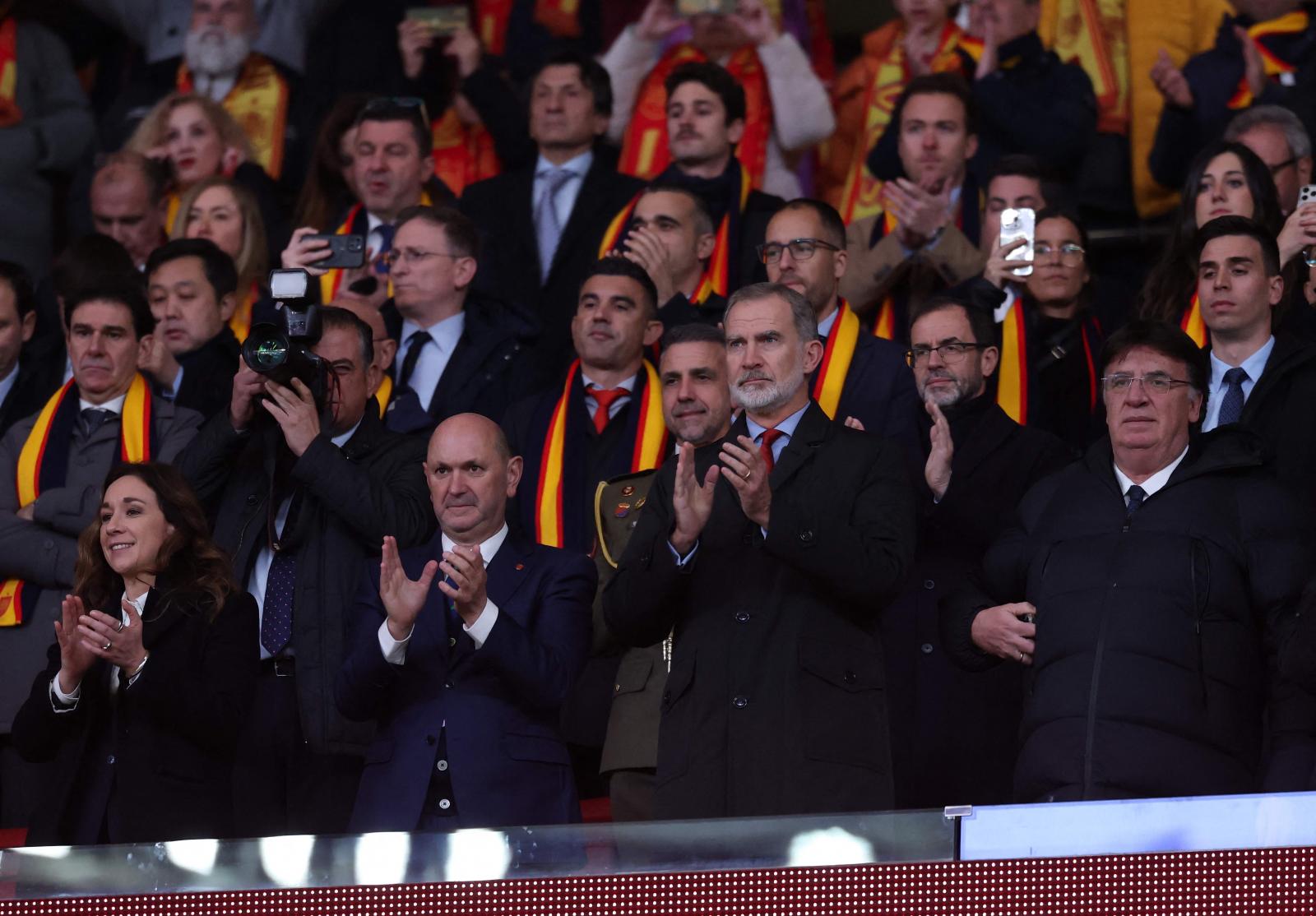 El Rey Felipe VI no quiso perderse la final de la Liga de Naciones.