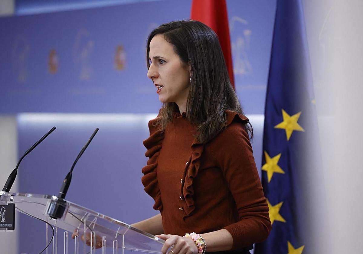 La líder de Podemos, Ione Belarra, este martes en rueda de prensa en el Congreso.