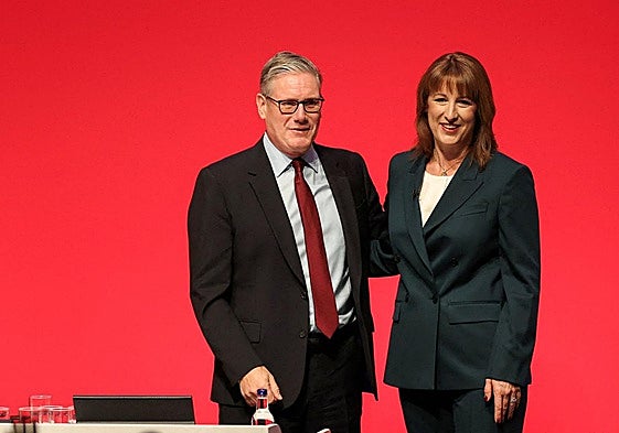 Keir Starmer y Rachel Reeves durante el congreso laborista el pasado septiembre en Liverpool