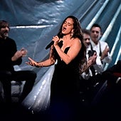 Rosalía, durante la actuación de los Grammy