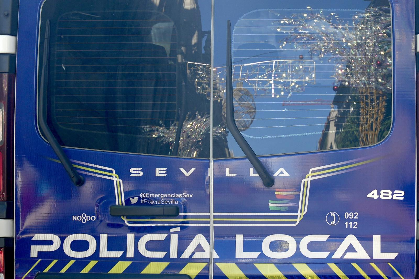 Imagen de agentes de la Policía Local de Sevilla