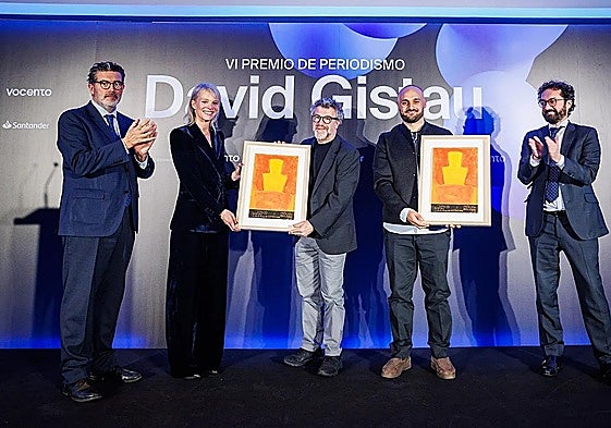 De izquierda a derecha: Julián Quirós, Romina Caponnetto, Alberto Di Lolli, Andros Lozano y Joaquín Manso.