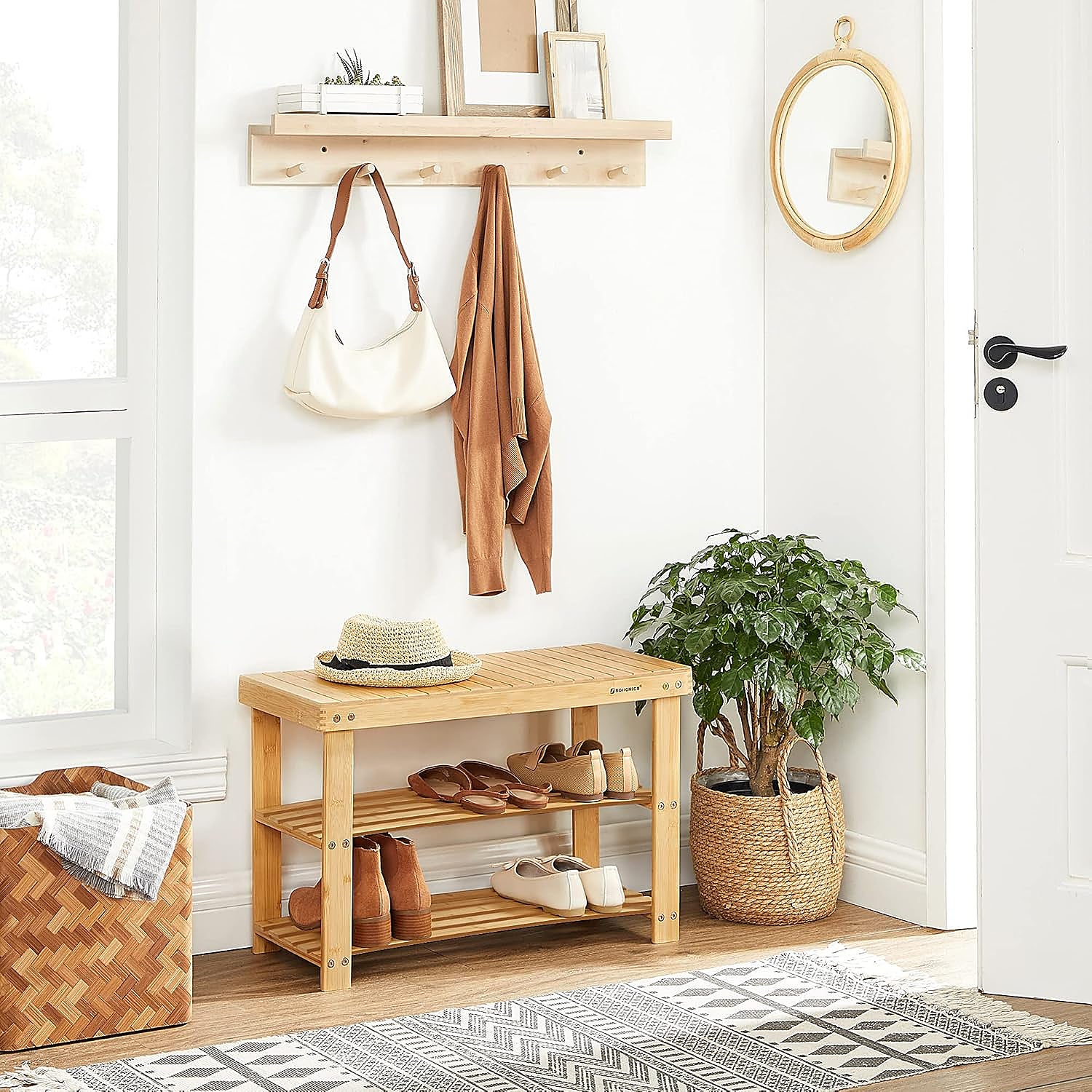 Con estos prácticos zapateros para todos los gustos mantendrás tu hogar ordenado
