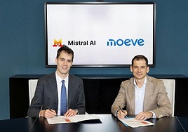 Arthur Mensch, CEO de Mistral AI y David Liras, CDIO de Moeve.