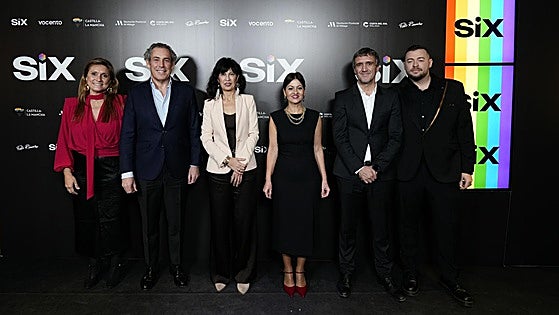 Six, la revista que cuenta las historias «que nos han hurtado»