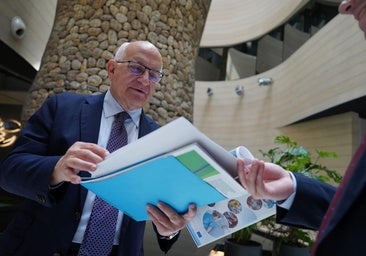 El eurodiputado Javier Zarzalejos denuncia ante Bruselas los ataques a la sede del PP en Bilbao