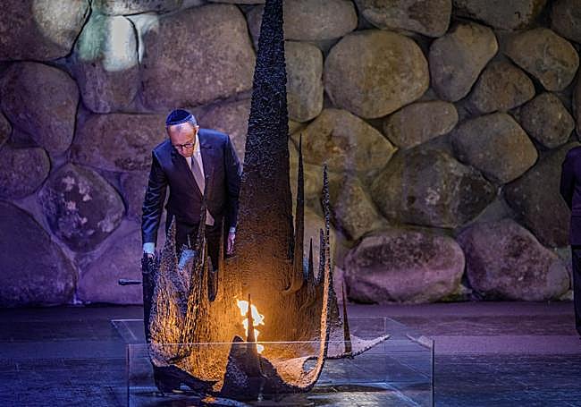 Merz visitó el Museo del Holocausto Yad Vashem.