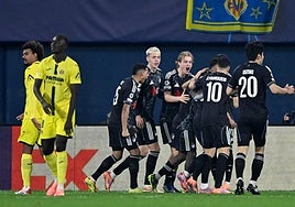 El Villarreal naufraga en la Champions con una nueva derrota