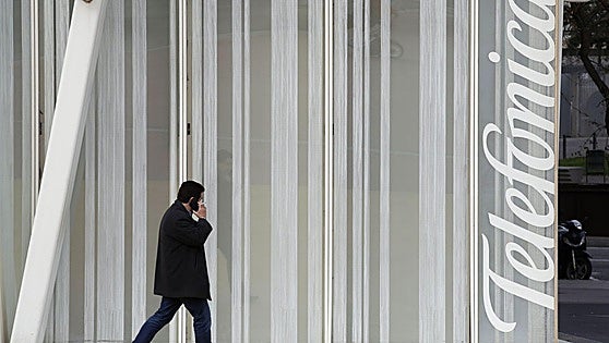 Telefónica presenta su última oferta para el ERE: 4.554 afectados, un 25% menos que su propuesta inicial