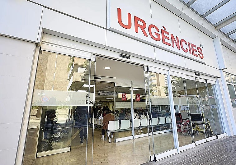 Un hombre muere en un hospital valenciano tras diagnosticarle neumonía en lugar de un infarto