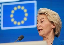 La presidenta de la Comisión Europea, Ursula von der Leyen, este viernes ante la prensa para dar cuenta de la última cumbre de la UE.